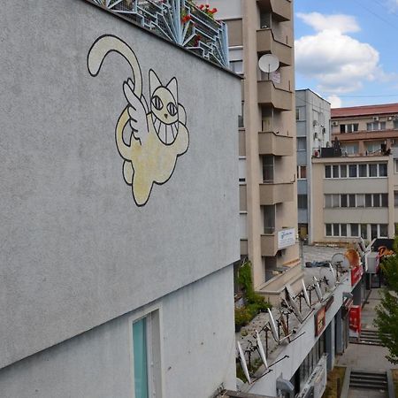 Center House Hostel Pristina Exterior photo