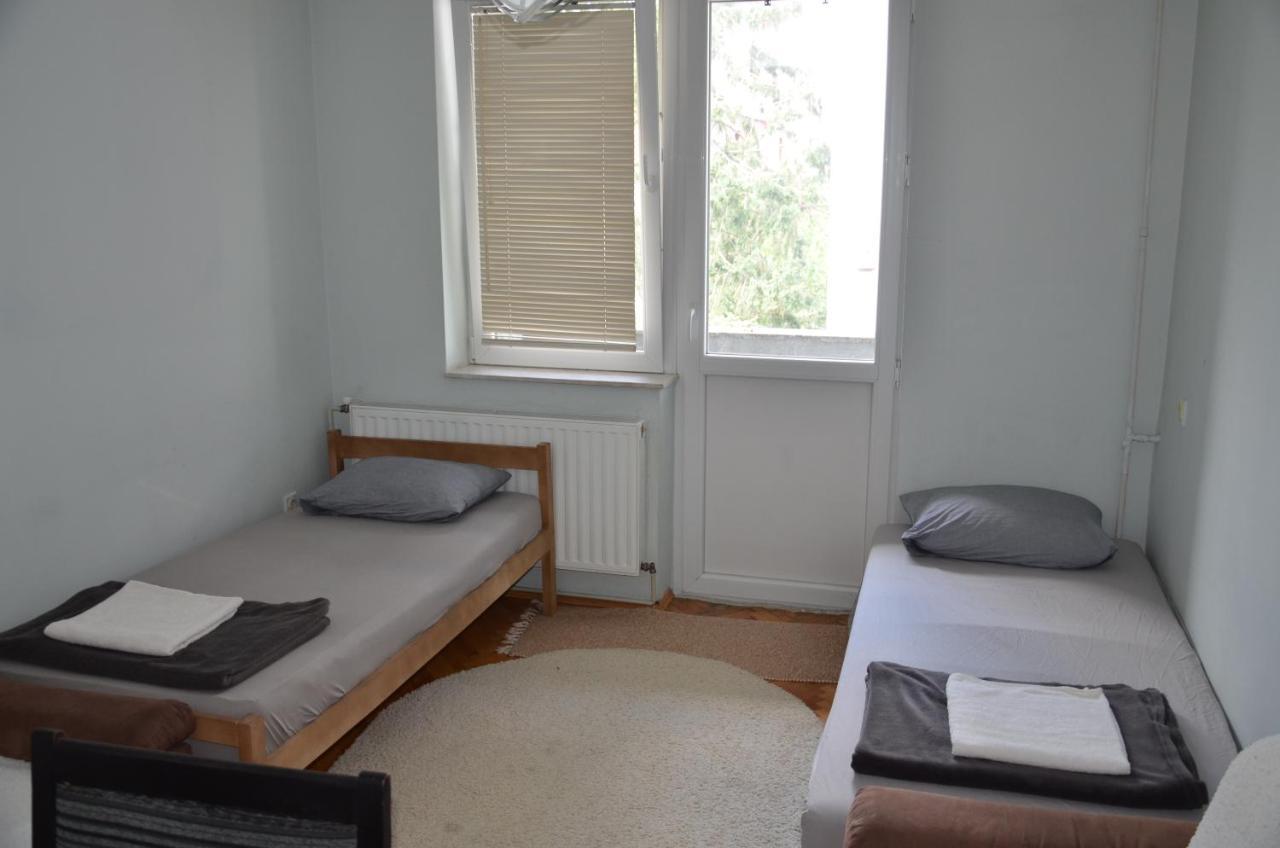 Center House Hostel Pristina Exterior photo